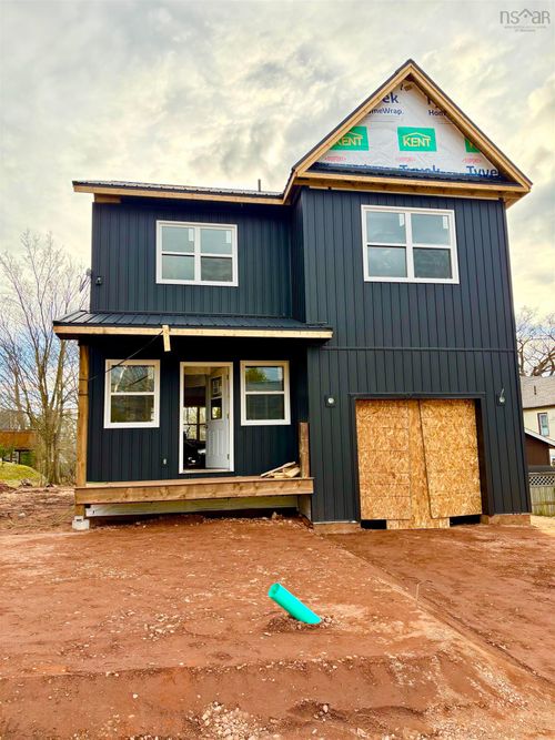 138 Pleasant St, Truro, NS, B2N3S4 | Card Image