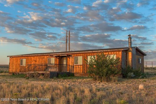 10475 Us Highway 191, Pinedale, WY, 82941-9003 | Card Image