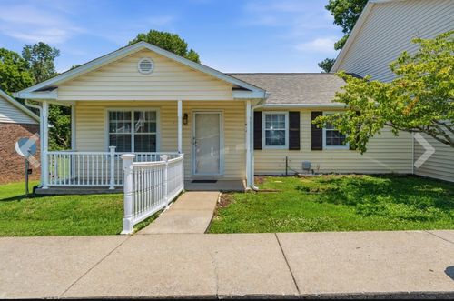 40 Rolling Meadows Dr, Goodlettsville, TN, 37072-4131 | Card Image