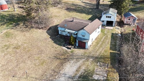 911 Old State Rd, Apollo, PA, 15613-9703 | Card Image