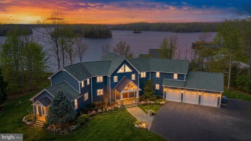 3804 Outer Banks Ln, BUMPASS, VA, 23024-2114 | Card Image