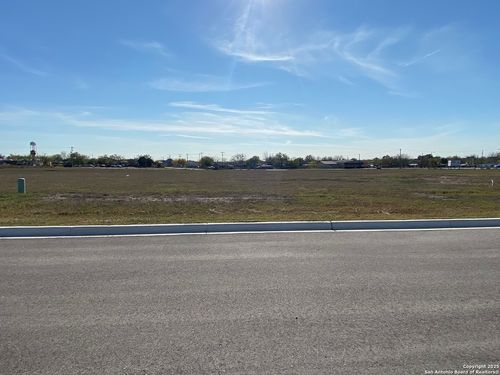 108 Albion Ct, Poteet, TX, 78065-4863 | Card Image