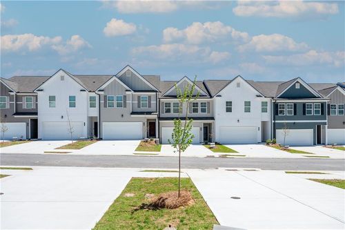 32-6384 Rosetta Drive Sw, Atlanta, GA, 30331 | Card Image