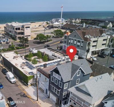 6 New Street, House other with 3 bedrooms, 2 bathrooms and null parking in Sea Bright NJ | Image 2