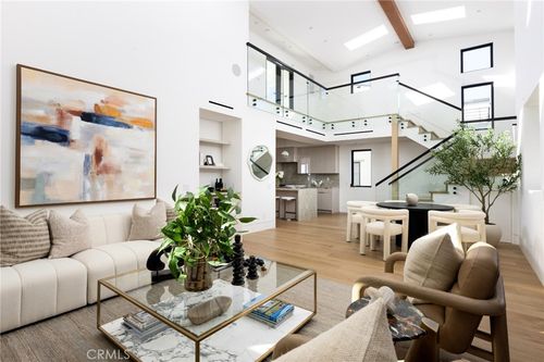 303 Goldenrod Ave, Corona del Mar, CA, 92625-2938 | Card Image