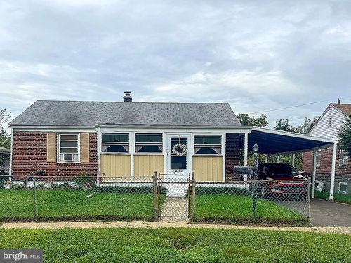 2215 Airacobra St, LEVITTOWN, PA, 19057-4101 | Card Image
