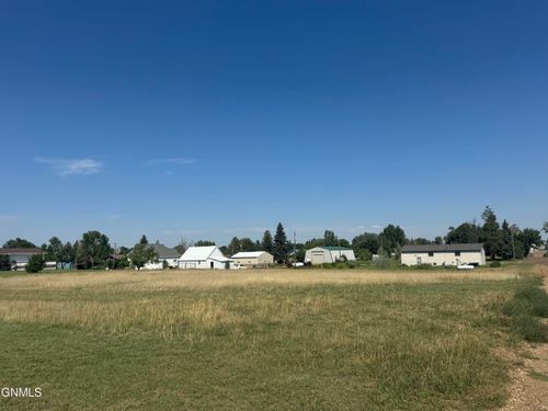 blk-1-lot-4-00 Dakota Street S, Elgin, ND, 58533 | Card Image