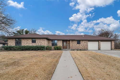 1061 Cherry Ln, Muenster, TX, 76252-2002 | Card Image