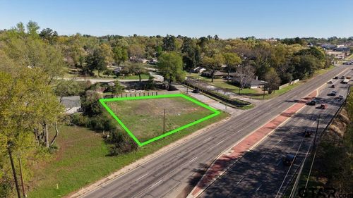 3715 Woodbine Blvd, Tyler, TX, 75701-8260 | Card Image