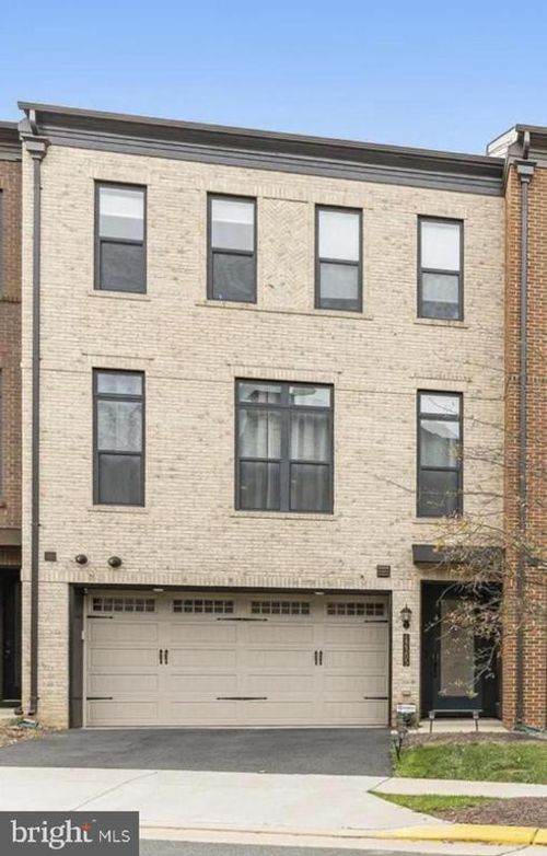 12305 W Oaks Drive, FAIRFAX, VA, 22030 | Card Image