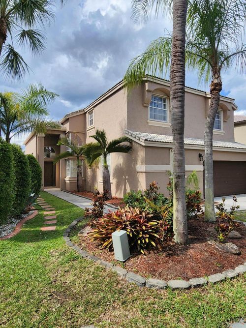 15729 Nw 10th St, Pembroke Pines, FL, 33028-1607 | Card Image