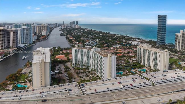 24 - 19380 Collins Ave, Condo with 1 bedrooms, 1 bathrooms and null parking in Sunny Isles Beach FL | Image 25