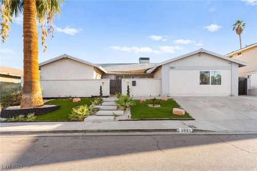 3921 Avonwood Ave, Las Vegas, NV, 89121-4505 | Card Image