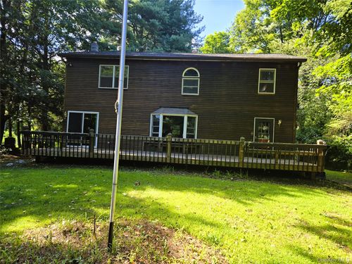 319 Sepasco Lake Dr, Rhinebeck, NY, 12572-2237 | Card Image