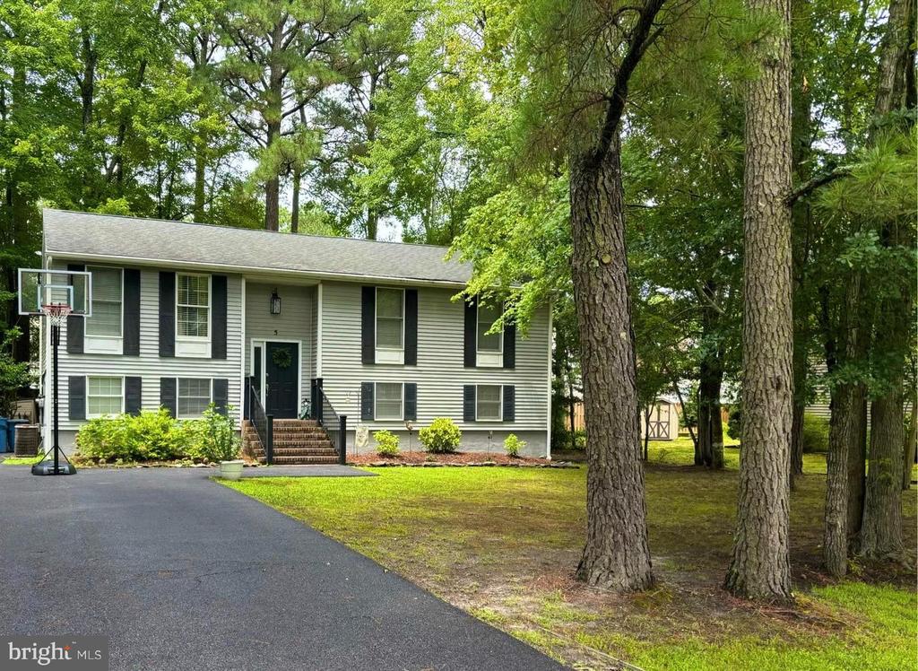 Bearberry Rd, Berlin, MD 21811