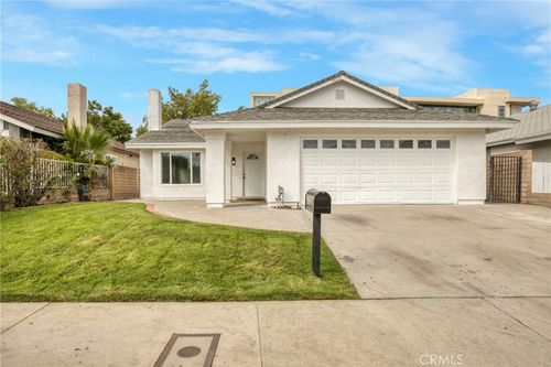 15029 Harvest St, San Fernando, CA, 91345-1218 | Card Image