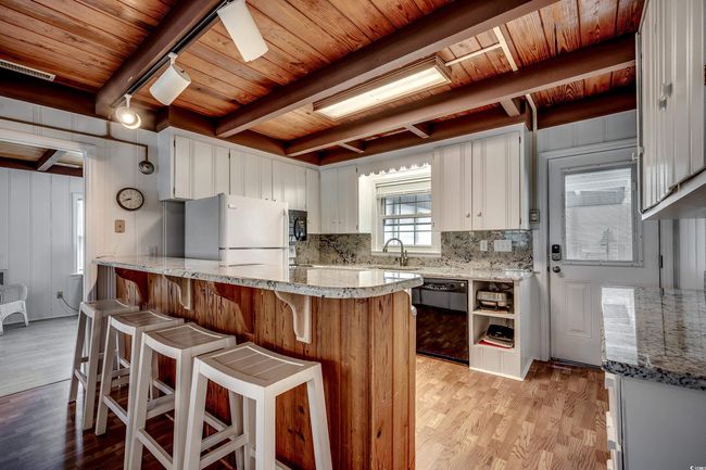 1120 S Waccamaw Dr, House other with 6 bedrooms, 3 bathrooms and 4 parking in Murrells Inlet SC | Image 18