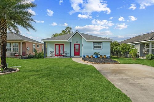 254 Debbie Ln, San Leon, TX, 77539-1936 | Card Image