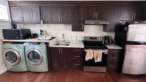 7188 Beechwood Street, Vancouver, BC, V3N2M8 | Card Image