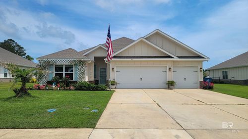 413 Pogue St, Gulf Shores, AL, 36542-3082 | Card Image