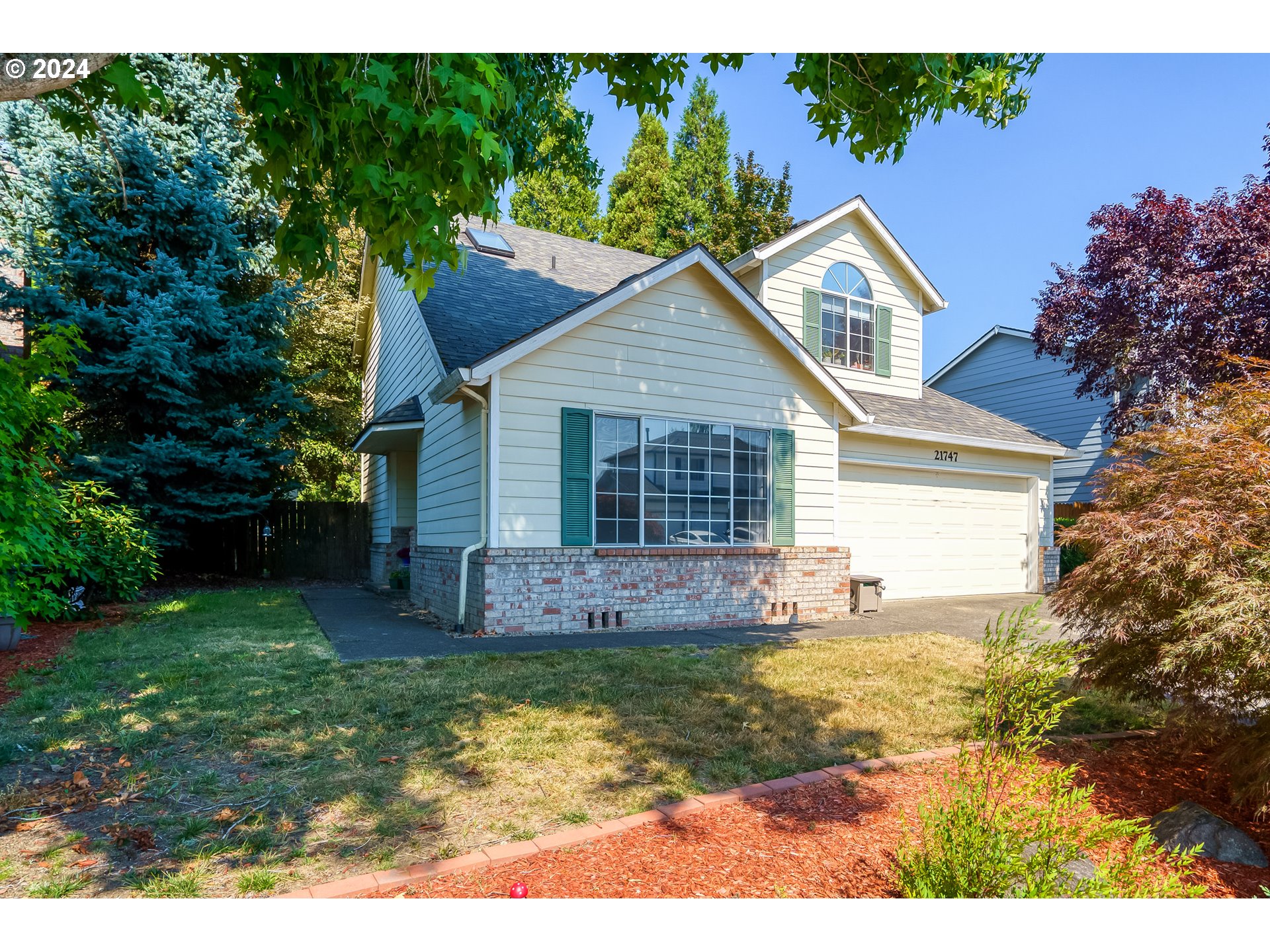 Hudgik Ct, Beaverton, OR 97003