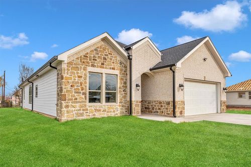 610 Sharon St, Prairie View, TX, 77484-9309 | Card Image