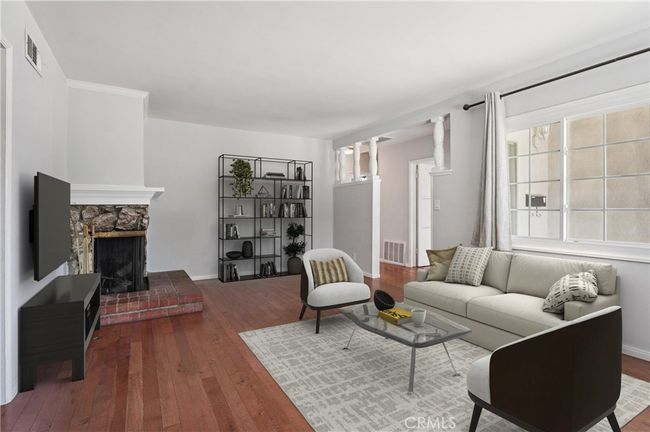 6552 Farralone Ave, House other with 3 bedrooms, 2 bathrooms and 2 parking in Woodland Hills CA | Image 5