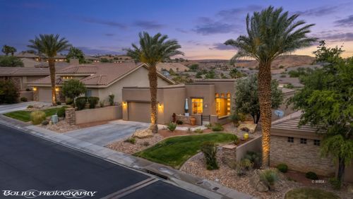 901 Crest View Dr, Mesquite, NV, 89027-8800 | Card Image