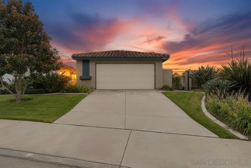 203 Carissa Dr, Oceanside, CA, 92057-6131 | Card Image