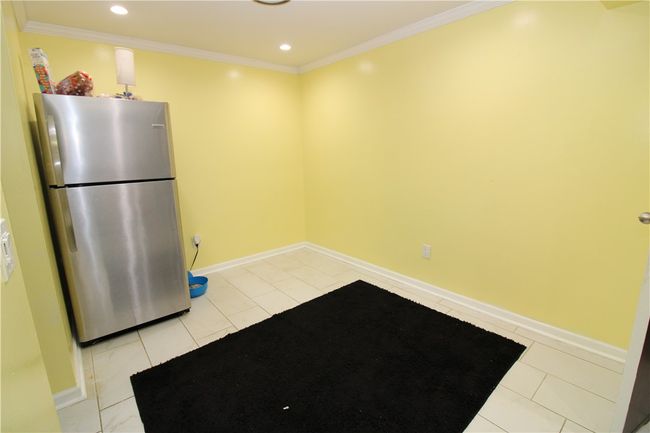5079 Sanlin Dr, Condo with 1 bedrooms, 1 bathrooms and null parking in Coraopolis PA | Image 6