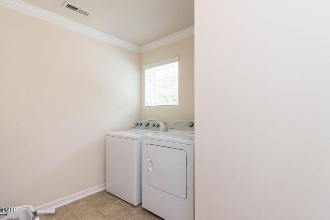 019-1280x960-laundry-room | Image 21