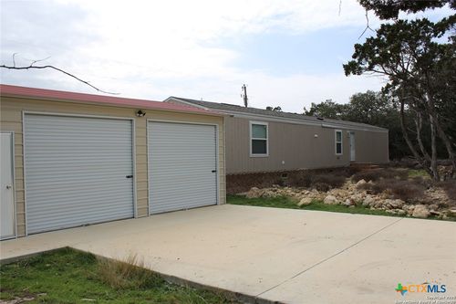 846 Inglewood Dr, Canyon Lake, TX, 78133-2578 | Card Image