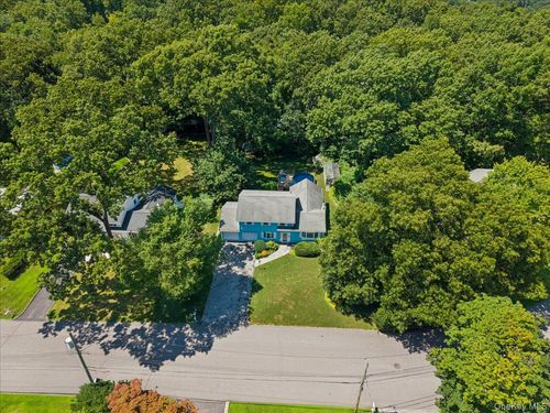 28 Winthrop Dr, Cortlandt Mnr, NY, 10567-1417 | Card Image