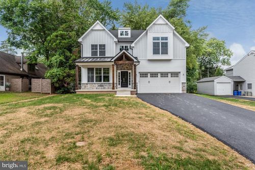 706 Clover Ln, PLYMOUTH MEETING, PA, 19462-2406 | Card Image