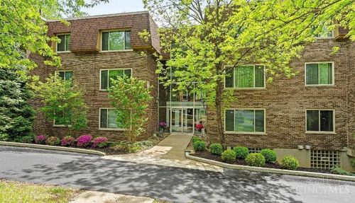 3563 Amberacres Dr, Cincinnati, OH, 45237-2546 | Card Image