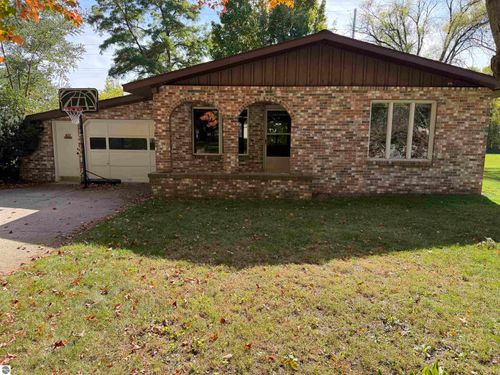 623 Mill Street, Alma, MI, 48801 | Card Image