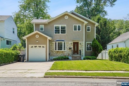 418 Ivy Ln, Englewood, NJ, 07631-1409 | Card Image