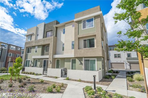 27154 Valley Oak Pl, Valencia, CA, 91381-2199 | Card Image