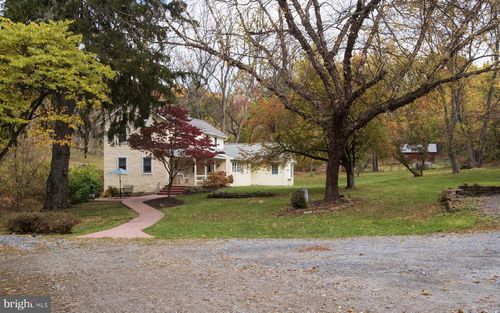 176 Old Spies Church Rd, READING, PA, 19606-9310 | Card Image