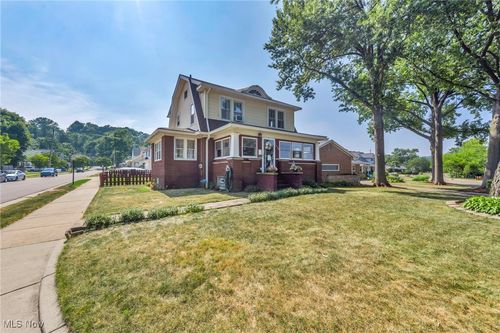 1694 Summit Lake Blvd, Akron, OH, 44314-3368 | Card Image