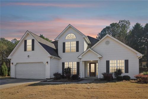 3810 Weeping Willow Ln, Loganville, GA, 30052-8991 | Card Image