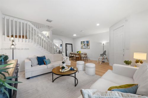 9380 W 33rd Ln, Hialeah, FL, 33018-2068 | Card Image