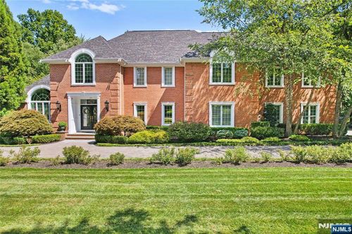 309 Waterview Drive, Franklin Lakes, NJ, 07417 | Card Image