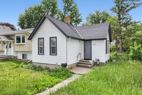 1024 Geranium Ave E, Saint Paul, MN, 55106-2708 | Card Image
