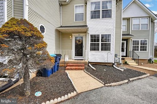 368 Park Ln, WILMINGTON, DE, 19804-2355 | Card Image
