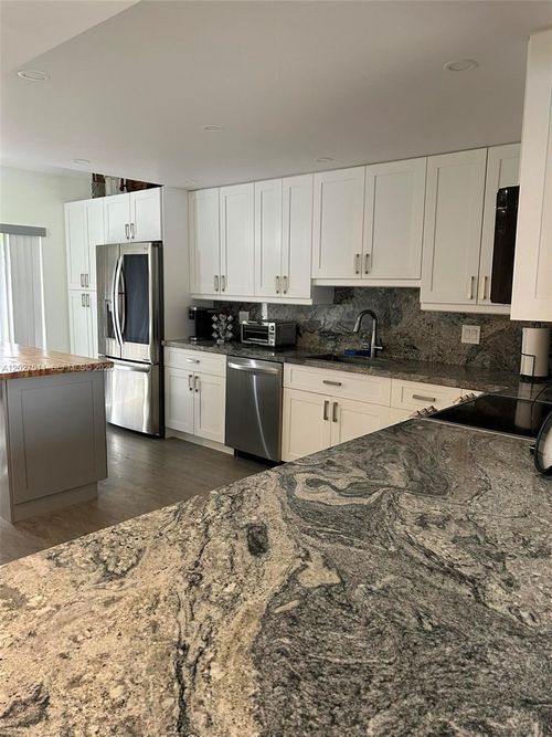 2345 Deer Creek Woodlands Way, Deerfield Beach, FL, 33442-1287 | Card Image
