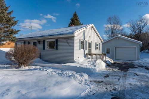 9584 Commercial St, New Minas, NS, B4N3E9 | Card Image
