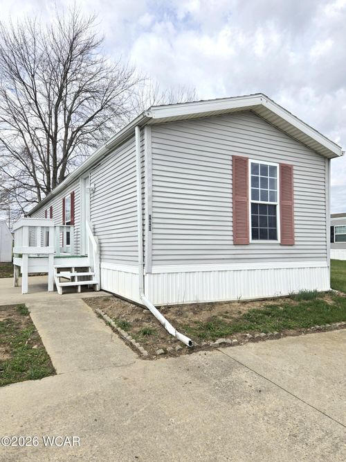 111 Matterhorn Dr, Bluffton, OH, 45817-9667 | Card Image