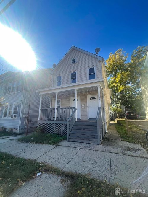 186 Townsend St, New Brunswick, NJ, 08901-2657 | Card Image