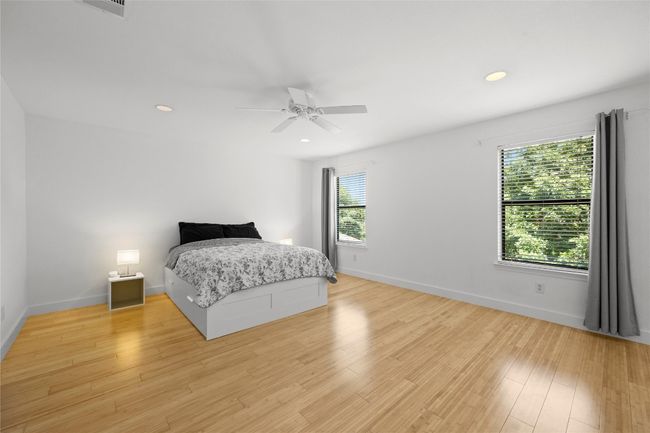 Primary Bedroom | Image 16